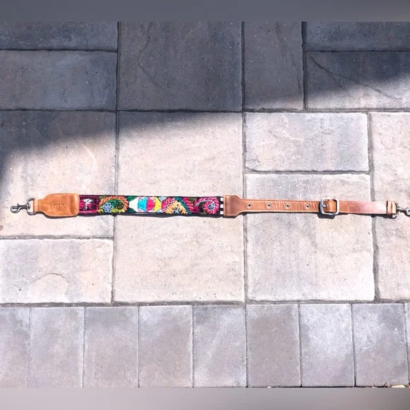 Gorgeous Crossbody Strap - Picture 7 of 14